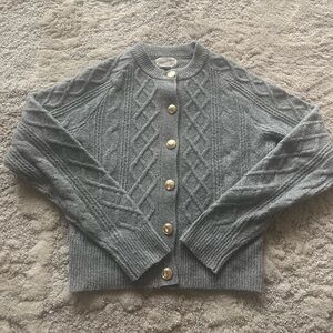 Universal Thread Gray Sweater